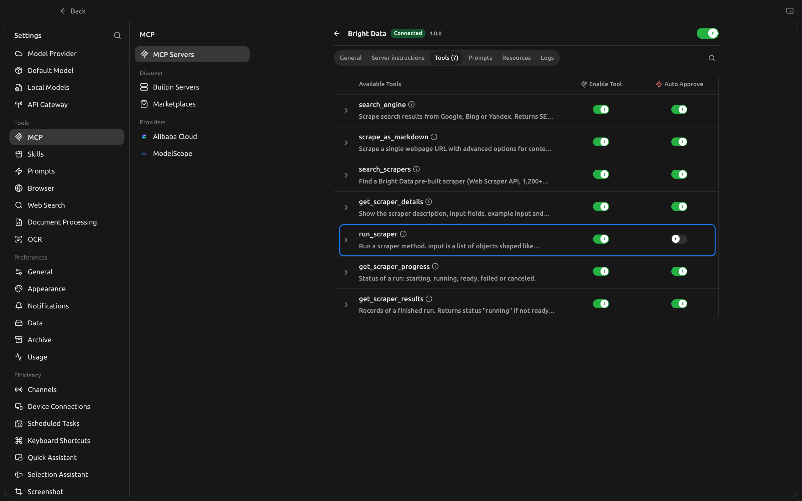 Paramètres Cherry Studio, MCP, serveur Bright Data Connecté, onglet Outils (7) avec Approbation automatique désactivée pour run_scraper
